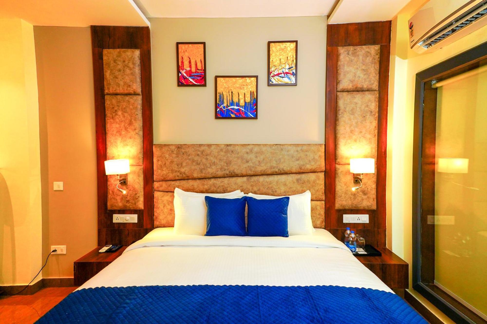 Aachman River And Valley View Resort Dharamshala - A Riverside Resort With Balcony View ภายนอก รูปภาพ