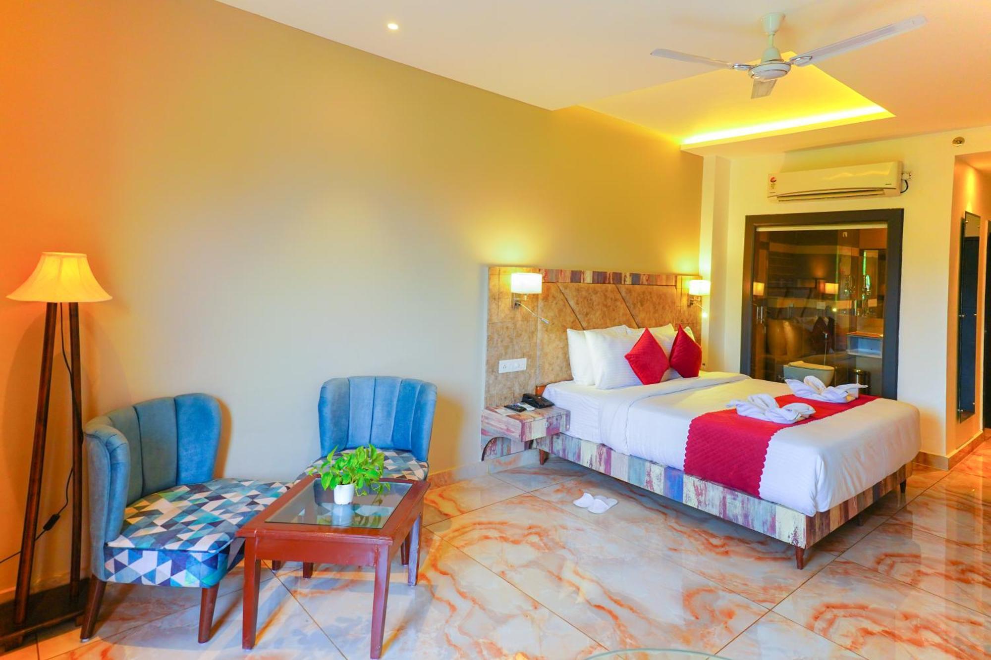 Aachman River And Valley View Resort Dharamshala - A Riverside Resort With Balcony View ภายนอก รูปภาพ