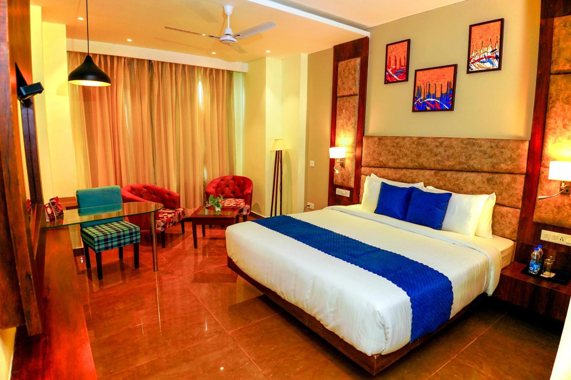 Aachman River And Valley View Resort Dharamshala - A Riverside Resort With Balcony View ภายนอก รูปภาพ