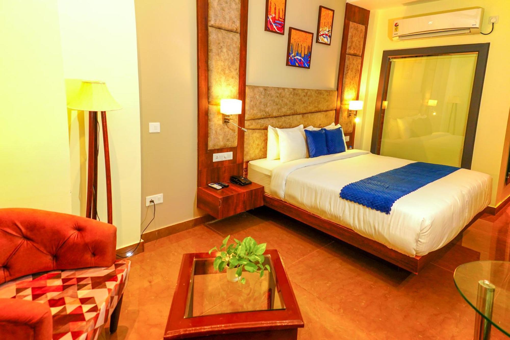 Aachman River And Valley View Resort Dharamshala - A Riverside Resort With Balcony View ภายนอก รูปภาพ